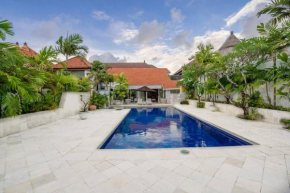 Spacious 2 Bedroom Private Pool Seminyak